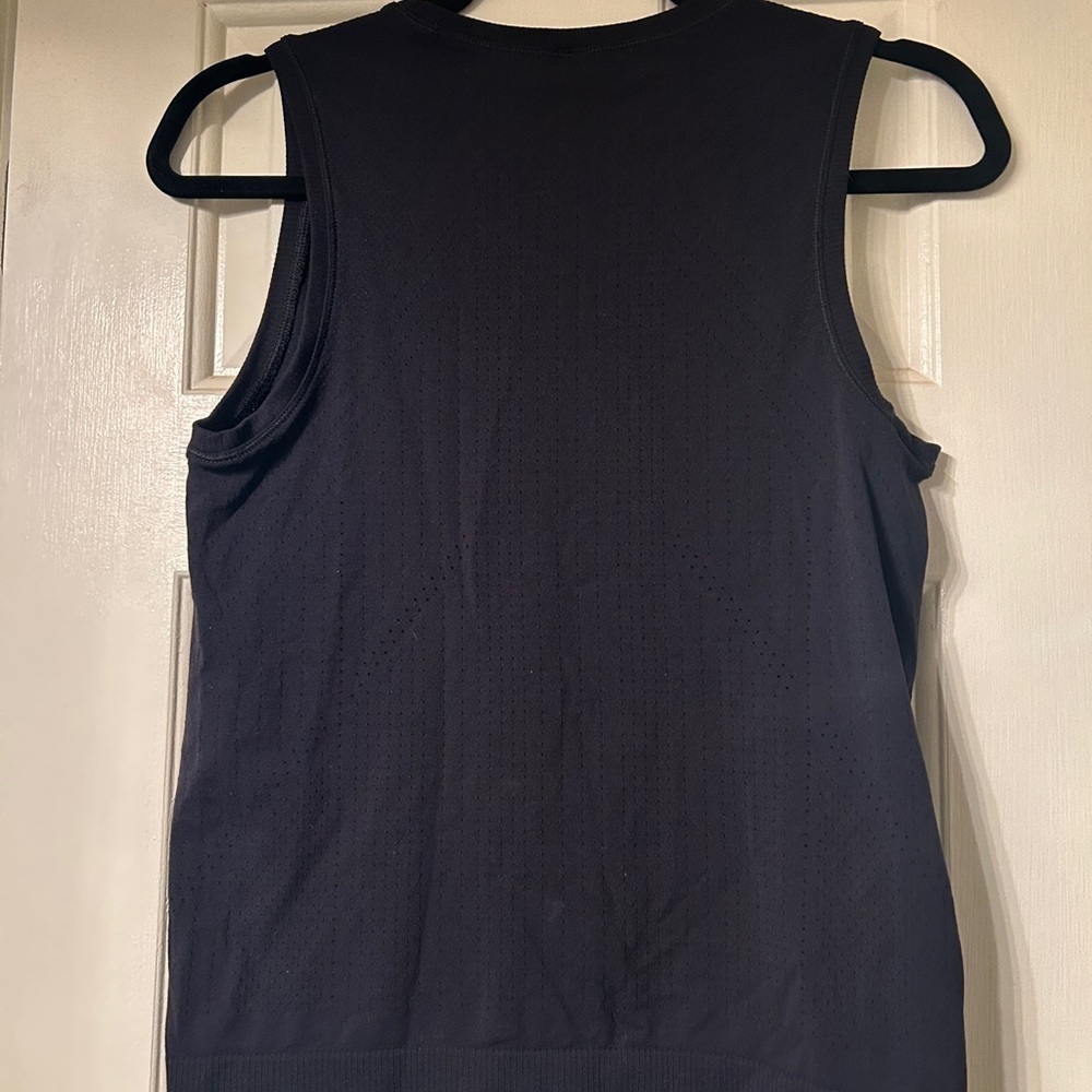 Athleta Women's Black and Yellow Tops - Picture 10 of 10